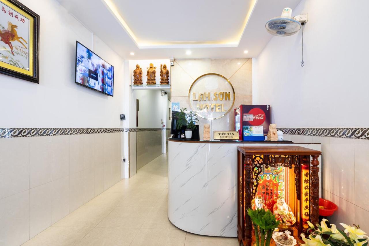 Hotel ân Tình